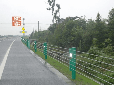 钢绞线护栏